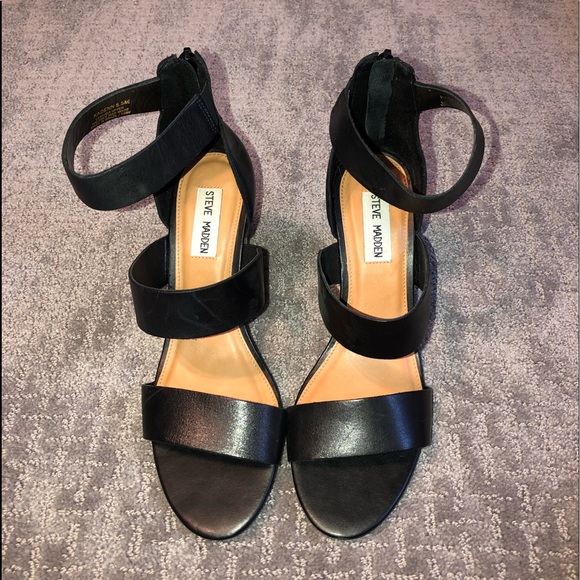 Black Steve Madden wedges - Picture 1 of 4